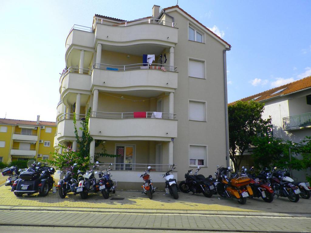 Apartments Angie بيوغْغاد نا موغو المظهر الخارجي الصورة